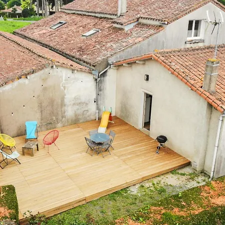 Gite Le Puy Pin, 4 Personnes Sevremont Exterior photo